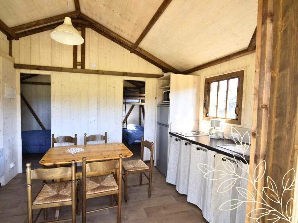 Camping De Plein Air Le Chanset Ceyrat